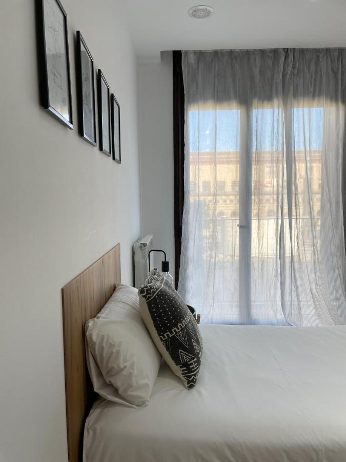 Az El Balcon A La Basilica Apartment Zaragoza Luaran gambar